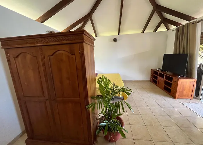 O'Coco Bungalow- Breathtaking Waterfront Views, Endless Memories